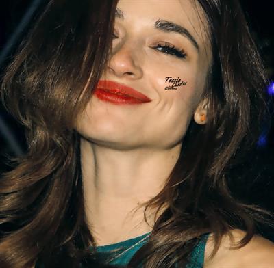 Crystal Reed