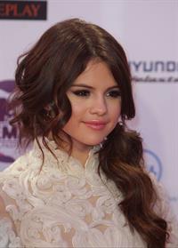 Selena Gomez - 2011 MTV European Music Awards 11/6/11 
