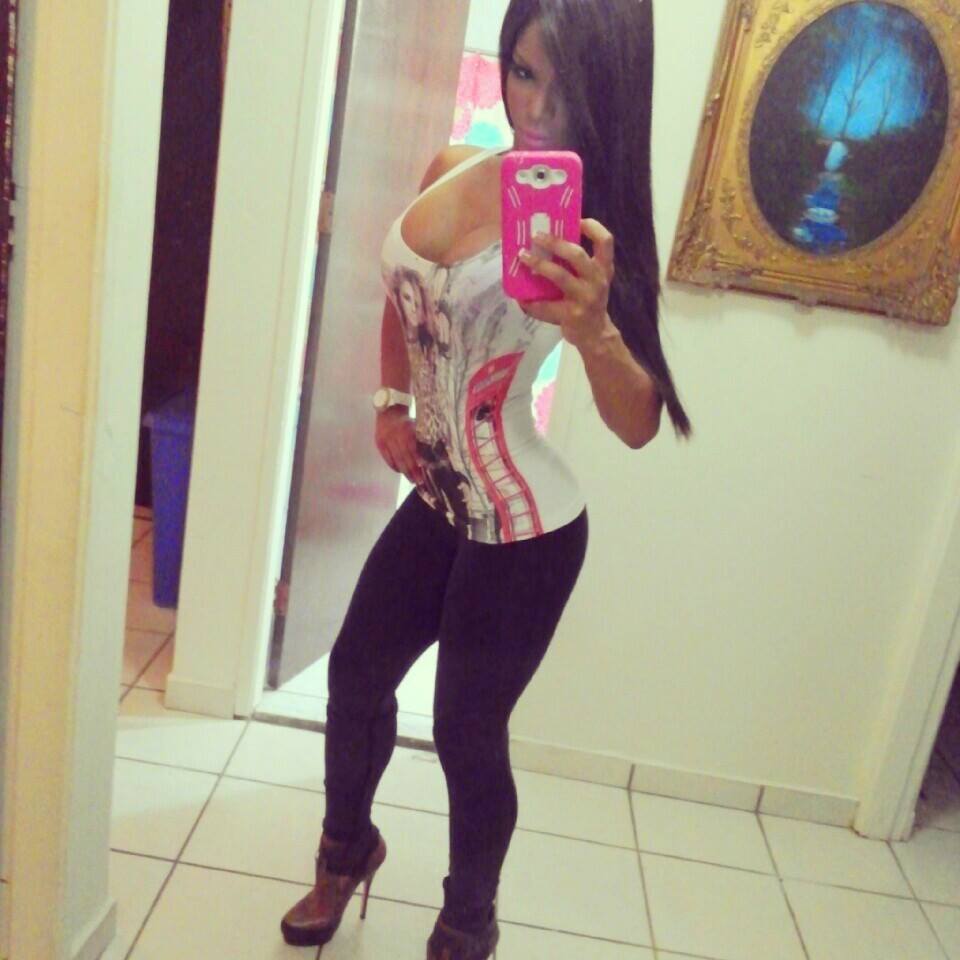 Yarishna Ayala Otero taking a selfie