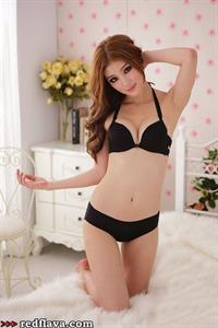 Chen Yang Jin in lingerie