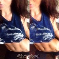 Hope Beel taking a selfie