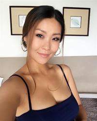 Jina Lim taking a selfie
