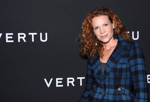 Robyn Lively