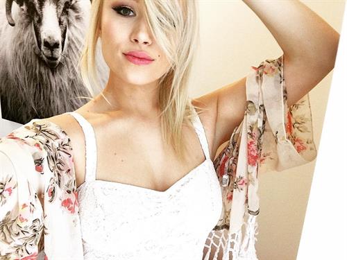 Sonya taking a selfie