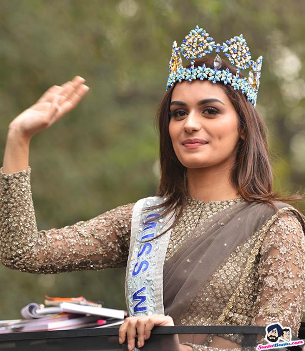 Manushi Chhillar