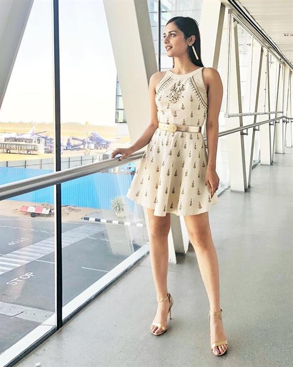 Manushi Chhillar