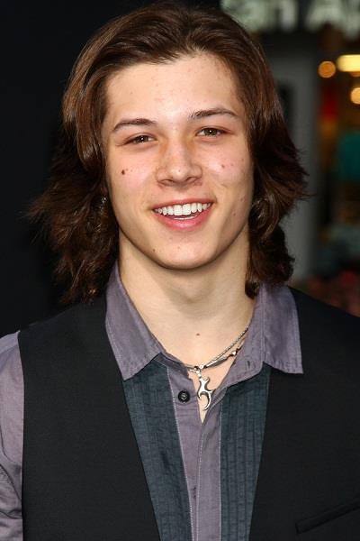 Leo Howard