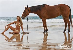 Gigi Hadid Sports Illustrated 2015