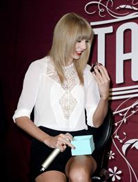 Taylor Swift 'Red' Tour Press Event in LA 8/20/13  