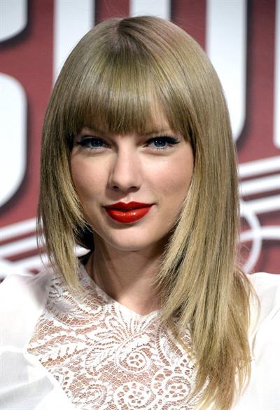 Taylor Swift 'Red' Tour Press Event in LA 8/20/13  