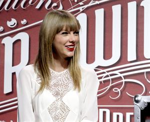 Taylor Swift 'Red' Tour Press Event in LA 8/20/13  