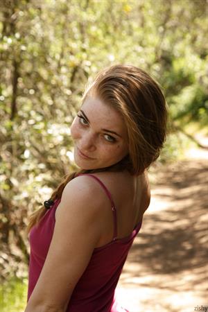 Nora Wolf Pictures Misty Lovelace Outdoors