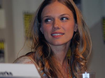 Tracy Spiridakos