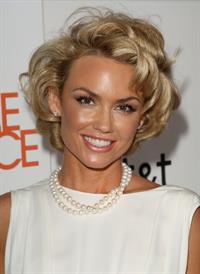 Kelly Carlson
