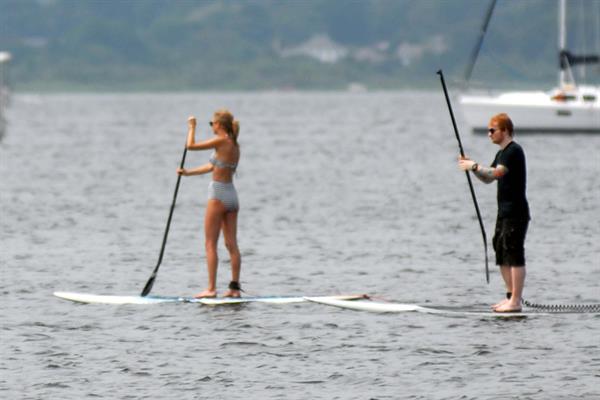 Taylor Swift paddleboarding in Westerly, Massachusetts 7/28/13 