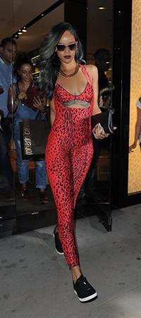 Rihanna - Shows off her toned physique in London in a $198 Adidas Originals Opening Ceremony (19.07.2013) 