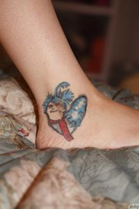 Nickey Huntsman Shows Hairy Twat