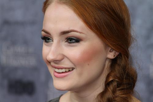Sophie Turner (Actress)