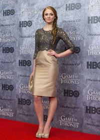 Sophie Turner (Actress)