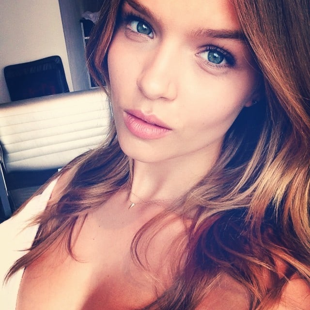 Josephine Skriver taking a selfie