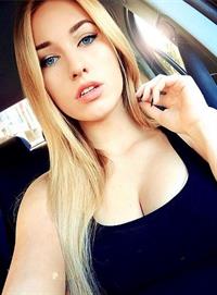 Maria Doroshina taking a selfie