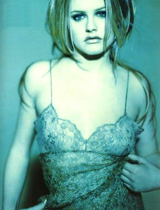 alicia-silverstone