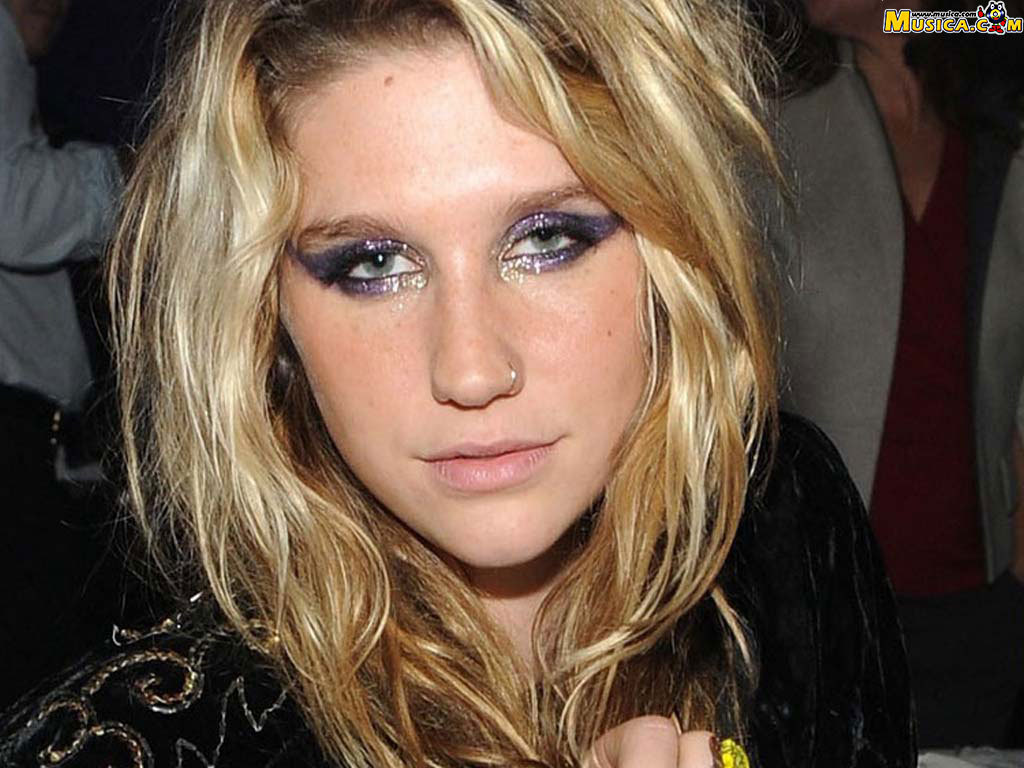 Кто такой кеша. Kesha. Кеша (певица). Ke$ha 2022. Kesha 2009.