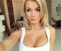 Ekaterina Enokaeva taking a selfie