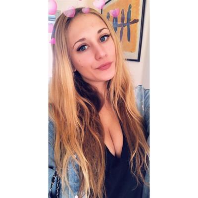 Charlotte taking a selfie