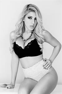 Valeria Orsini in lingerie