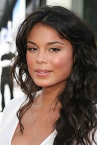 Nathalie Kelley