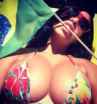 Suelyn Medeiros in a bikini