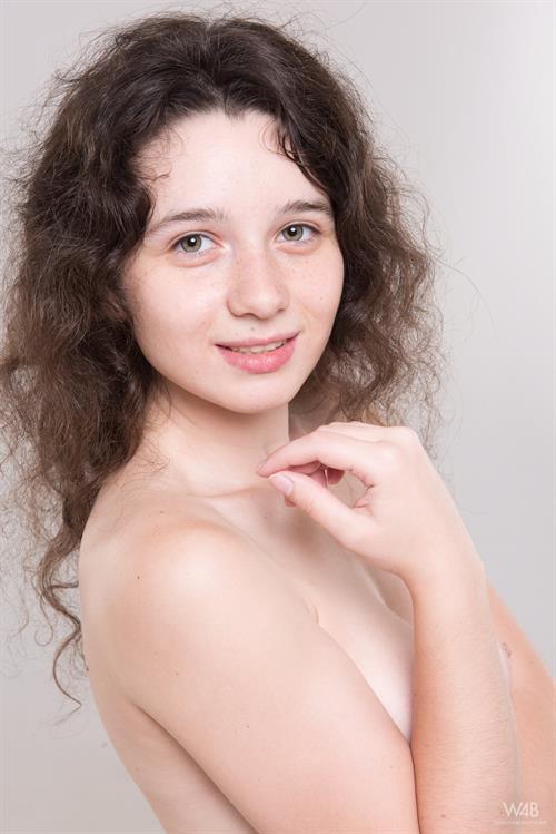 CASTING Jenifer - Free preview - WATCH4BEAUTY | Nude Art Magazine