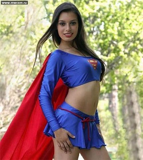 Girls dressed up as Supergirl