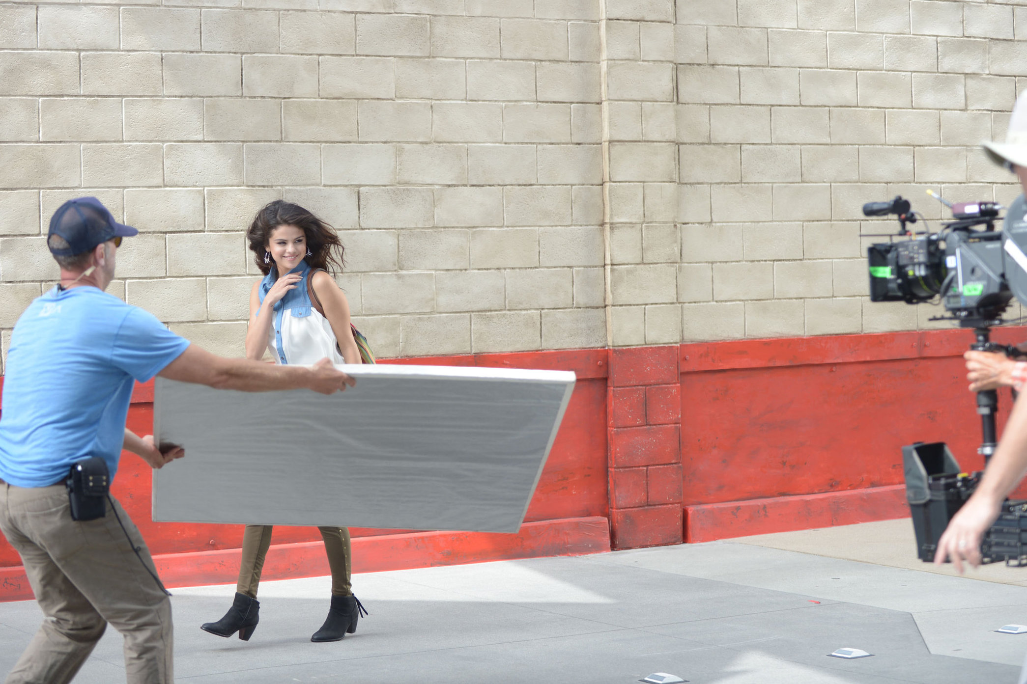 Selena Gomez – Dream Out Loud shoot in Los Angeles 5/2/13