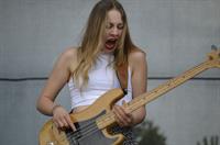Este Haim