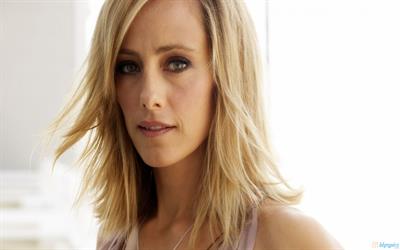 Kim Raver