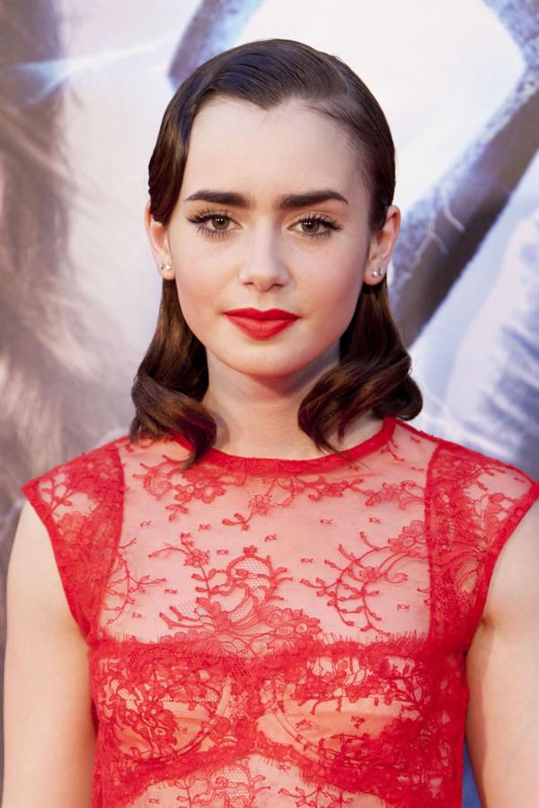 Lily Collins