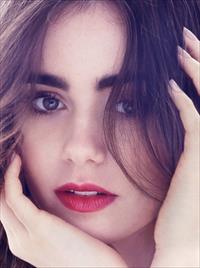 Lily Collins