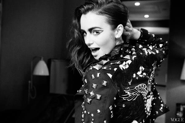 Lily Collins