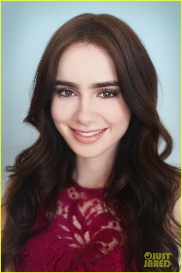 Lily Collins