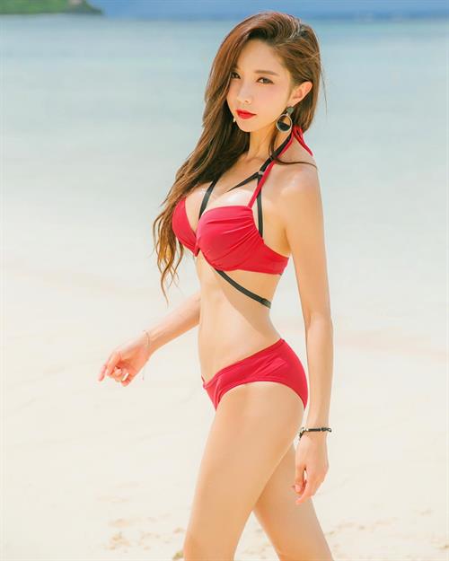 Park Soo Yeon in a bikini