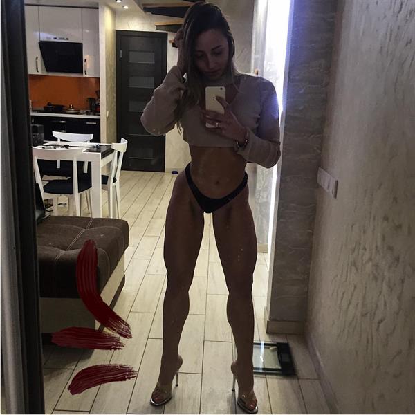 Anastasiia Dobrosol taking a selfie