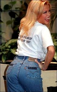 Melinda Messenger - ass