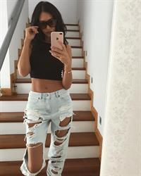 Sidonie Biémont taking a selfie