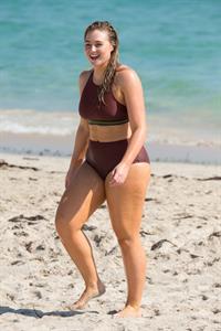 Iskra Lawrence in a swimsuit on Miami beach doing a photoshoot for Aerie on 11/26/2018