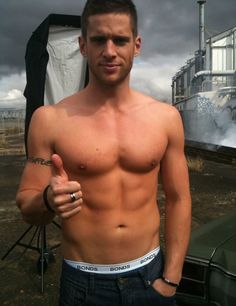 Dan Ewing