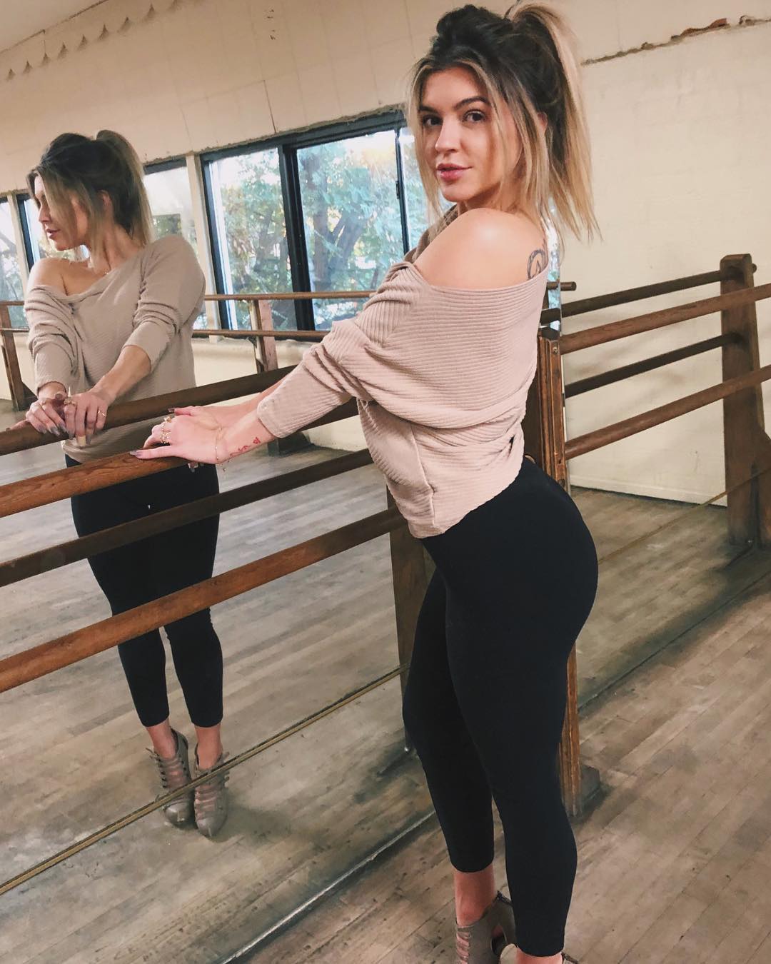 Nikki Blackketter Pictures Nikki Blackketter