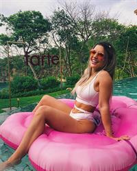 Nikki Blackketter Pictures Nikki Blackketter