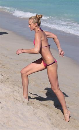 Anne Vyalitsyna bikini candids in Miami 11/23/12 